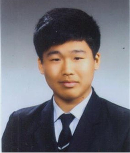 서울지방경찰청은 24일 오후 신상공개위원회를 열어 박사방 운영자 조주빈(25)의 신상정보 공개를 결정하고 사진도 공개했다. [사진= 서울지방경찰청 제공]