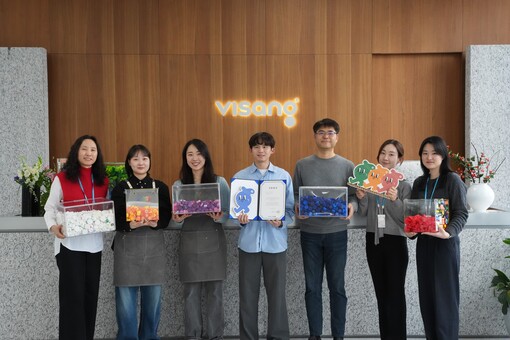 비상교육, 병뚜껑 8천 개 업사이클링...