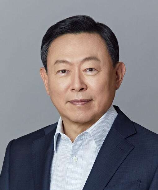신동빈 앞에 선 ‘롯데 혁신 스타’들...