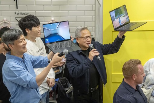 PC방 외교